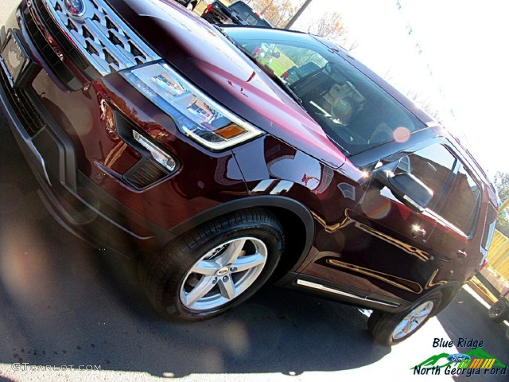 2019 Explorer XLT - Burgundy Velvet / Medium Black photo #30