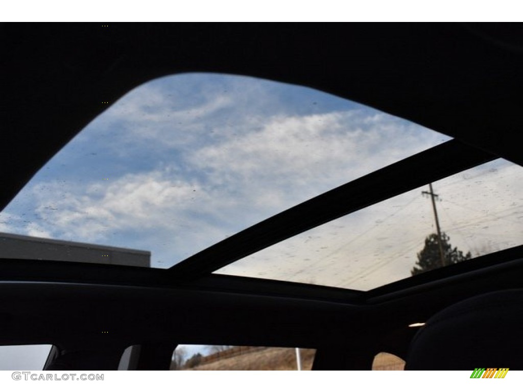 2019 Toyota Highlander Hybrid Limited AWD Sunroof Photo #130675955