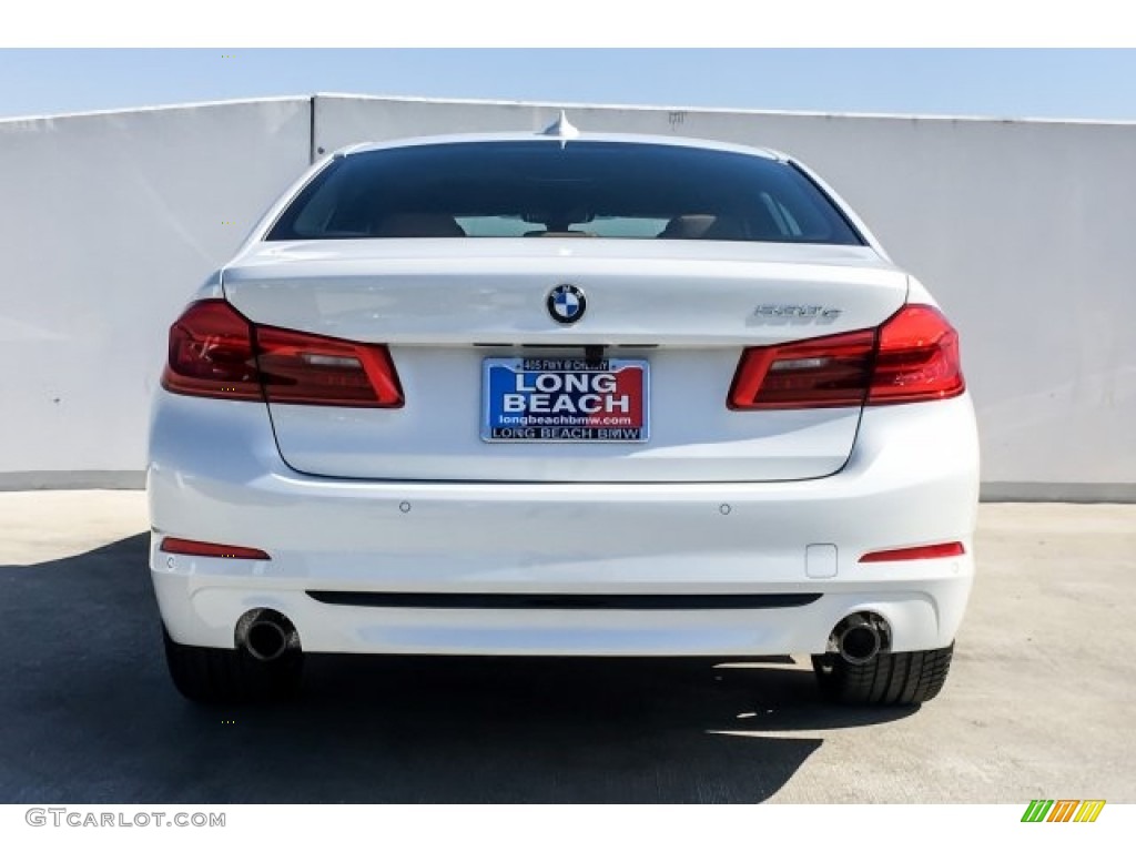 2019 5 Series 530e iPerformance Sedan - Mineral White Metallic / Cognac photo #3