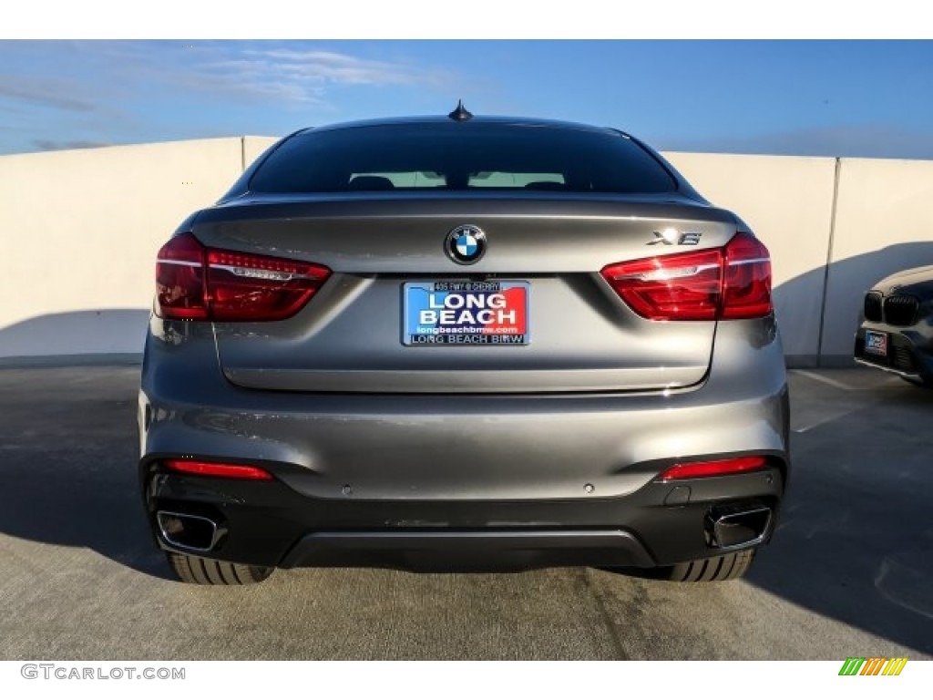 2019 X6 sDrive35i - Space Gray Metallic / Black photo #3