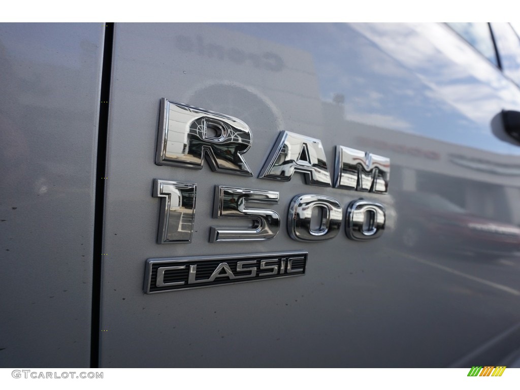 2019 1500 Classic Express Quad Cab - Bright Silver Metallic / Black/Diesel Gray photo #8