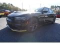 Pitch Black - Charger R/T Photo No. 3