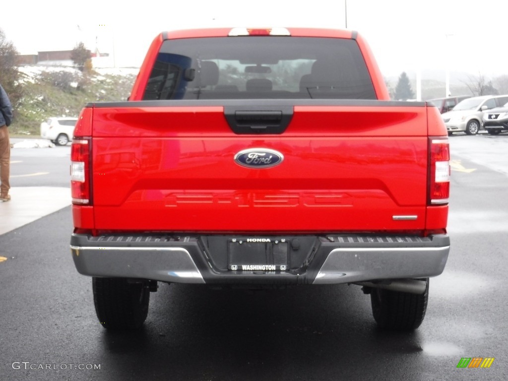 2018 F150 XLT SuperCrew 4x4 - Race Red / Earth Gray photo #11