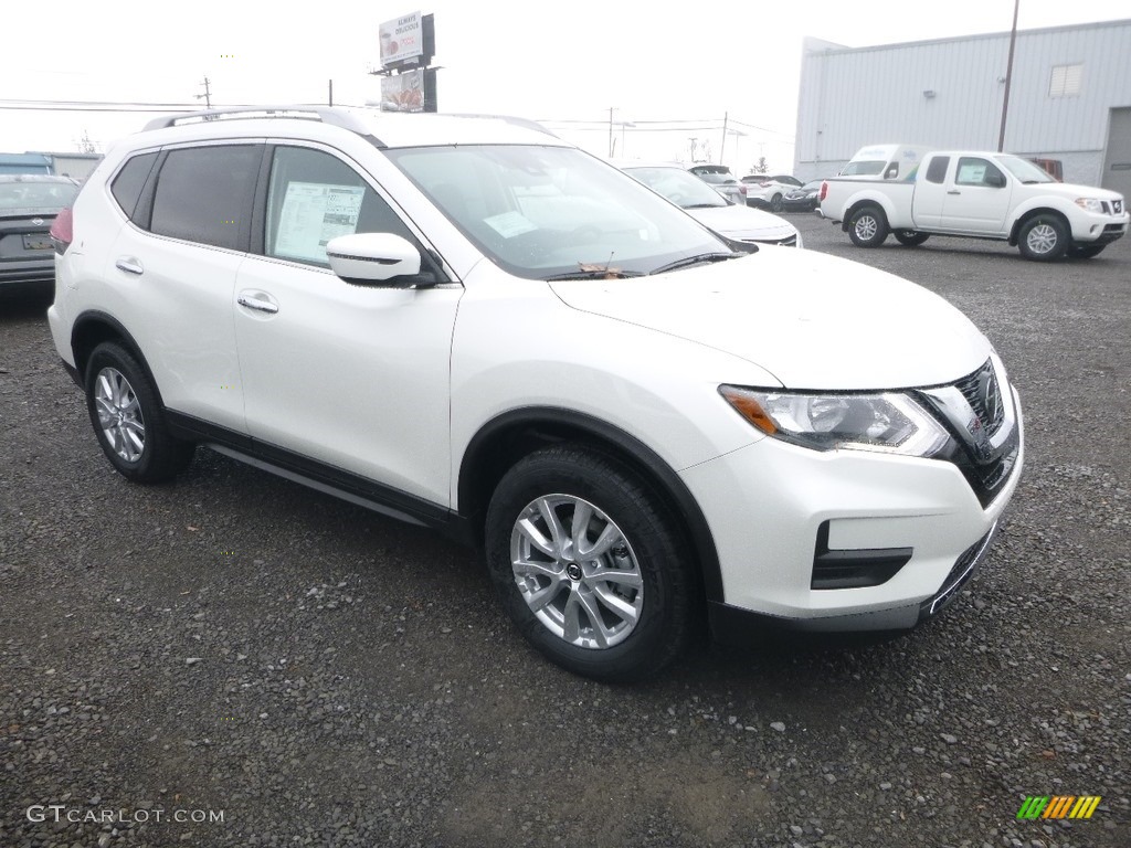 2019 Rogue SV AWD - Pearl White / Charcoal photo #1