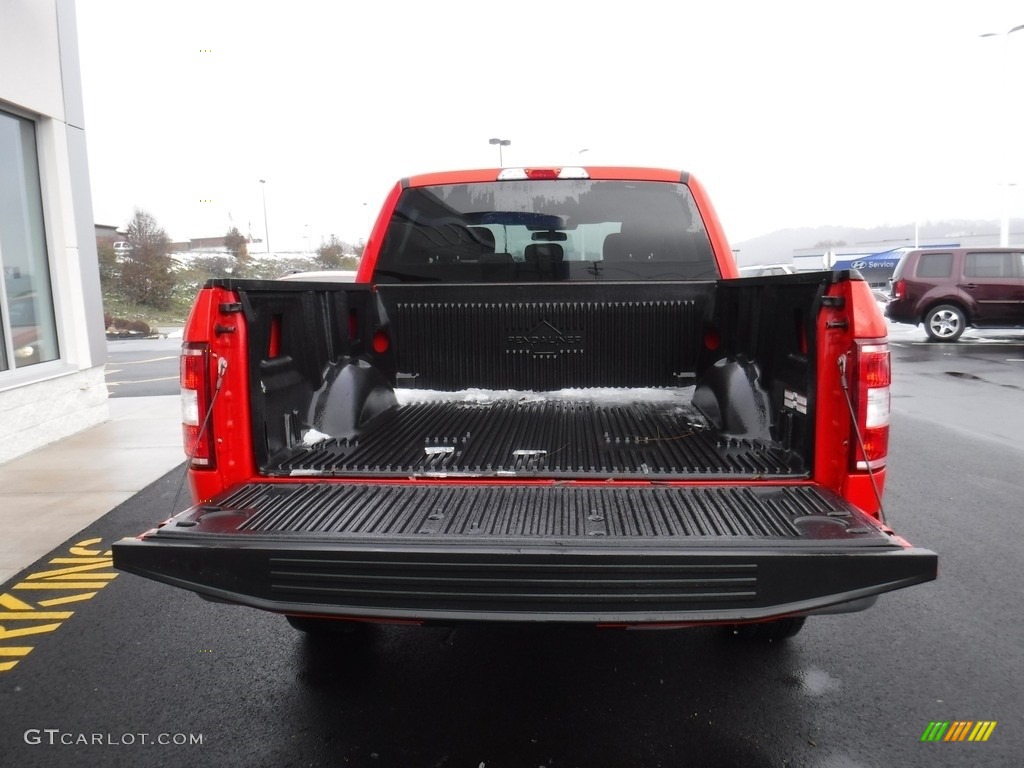 2018 F150 XLT SuperCrew 4x4 - Race Red / Earth Gray photo #13