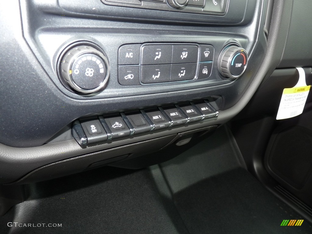 2019 GMC Sierra 3500HD Regular Cab Utility Truck Controls Photo #130685716