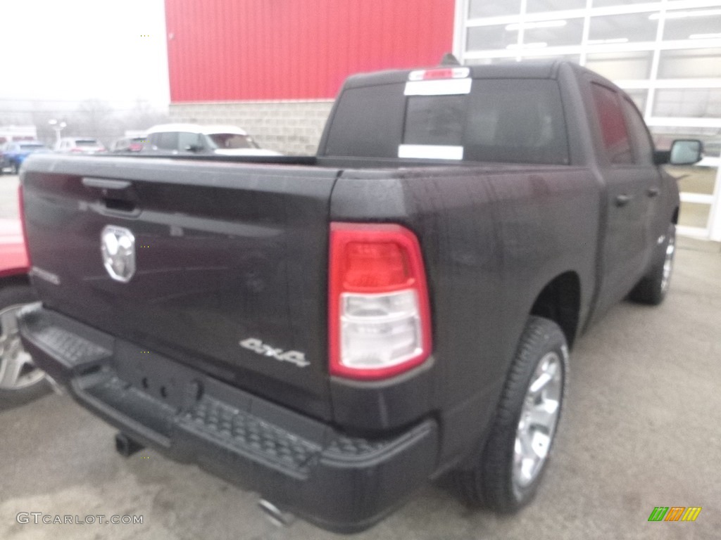 2019 1500 Big Horn Crew Cab 4x4 - Diamond Black Crystal Pearl / Black photo #5