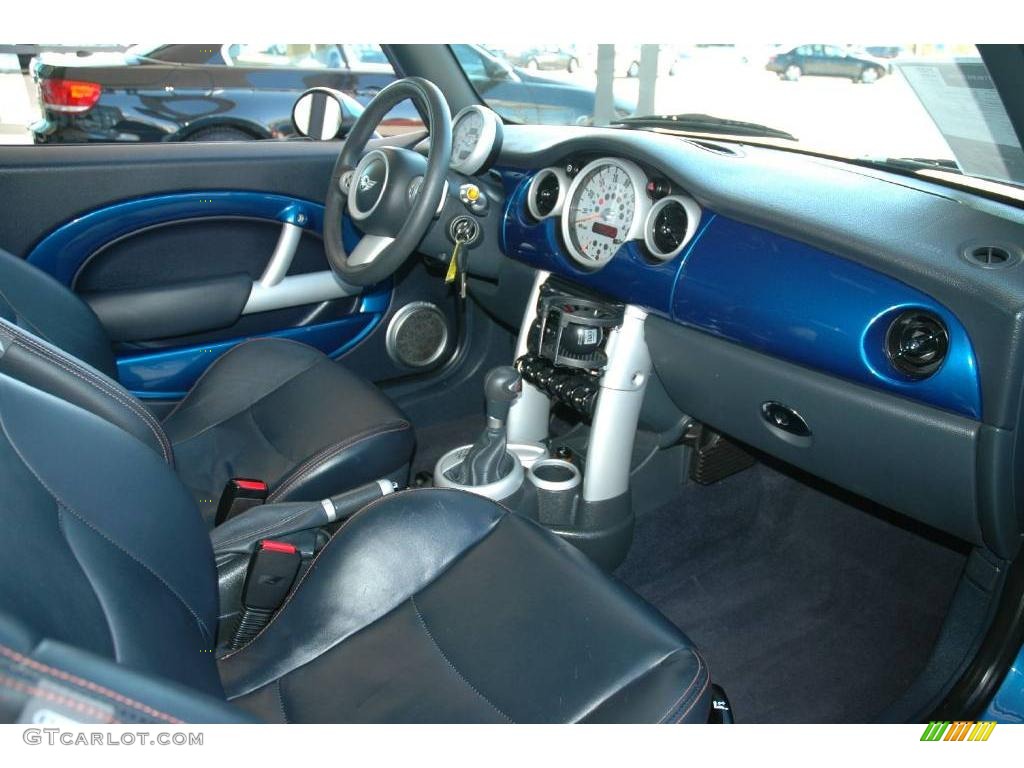 2006 Cooper S Convertible - Hyper Blue Metallic / Dark Blue Leather photo #20