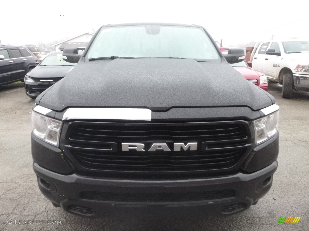 2019 1500 Big Horn Crew Cab 4x4 - Diamond Black Crystal Pearl / Black photo #8
