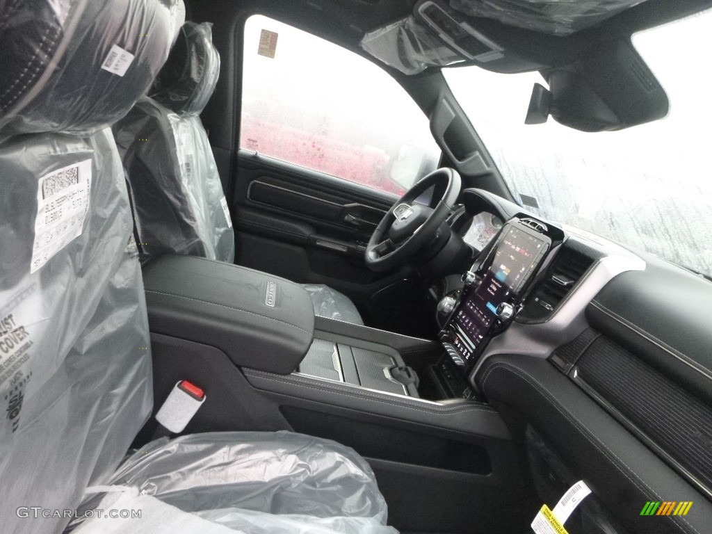 2019 1500 Limited Crew Cab 4x4 - Diamond Black Crystal Pearl / Black photo #10