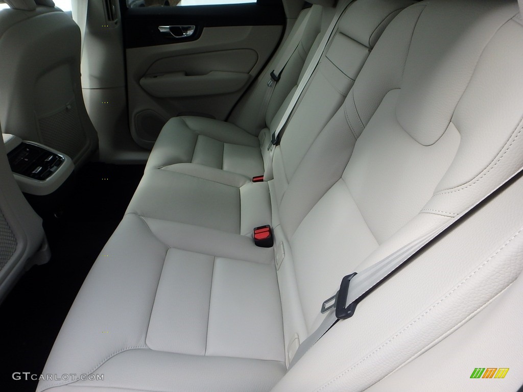 2019 Volvo XC60 T5 AWD Inscription Rear Seat Photo #130687792
