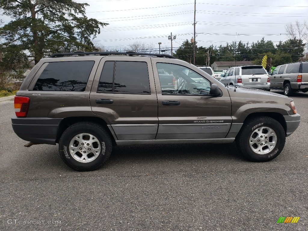 1999 Grand Cherokee Laredo 4x4 - Champagne Pearl / Taupe photo #8
