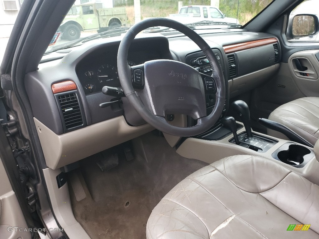 1999 Grand Cherokee Laredo 4x4 - Champagne Pearl / Taupe photo #19