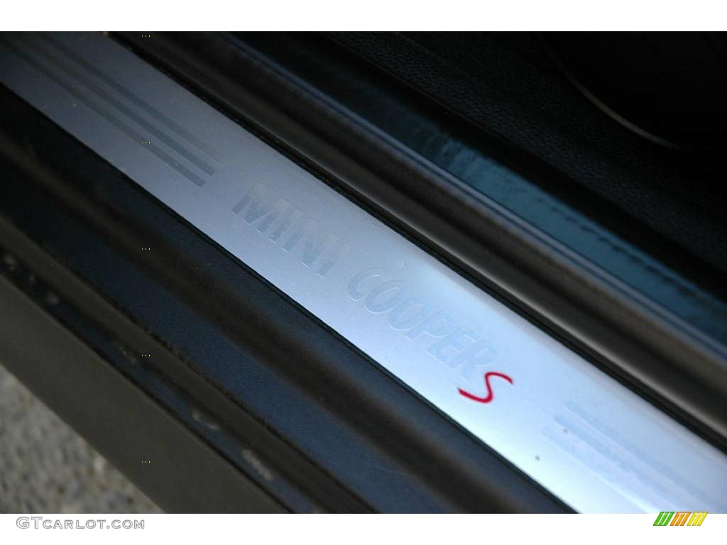 2006 Cooper S Convertible - Hyper Blue Metallic / Dark Blue Leather photo #26