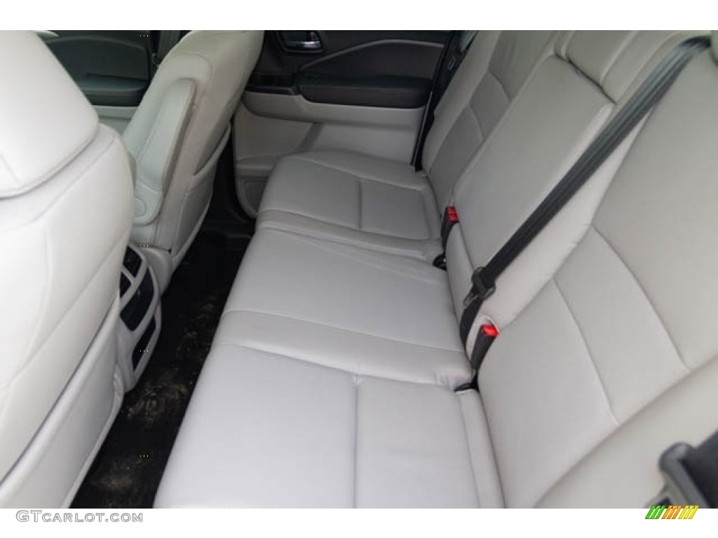 2019 Honda Ridgeline RTL Rear Seat Photo #130691821