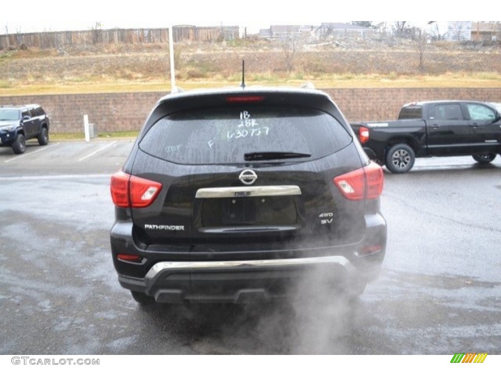 2018 Pathfinder SV 4x4 - Magnetic Black / Charcoal photo #5
