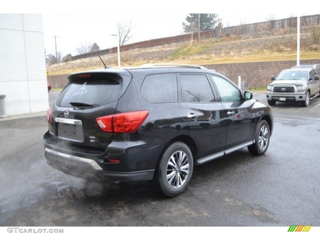 2018 Pathfinder SV 4x4 - Magnetic Black / Charcoal photo #6