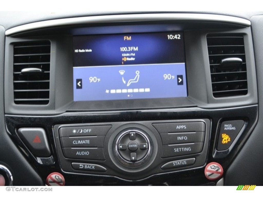 2018 Pathfinder SV 4x4 - Magnetic Black / Charcoal photo #11