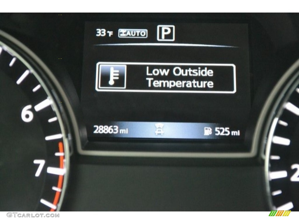 2018 Pathfinder SV 4x4 - Magnetic Black / Charcoal photo #12