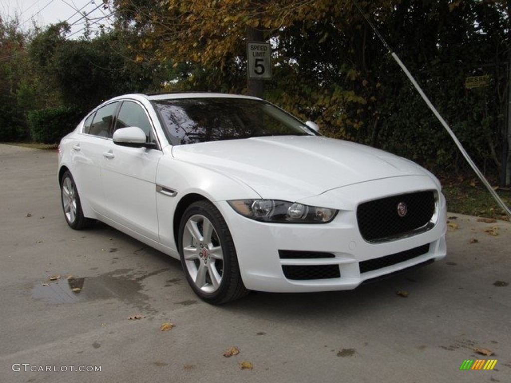 2019 Jaguar XE Premium Exterior Photos
