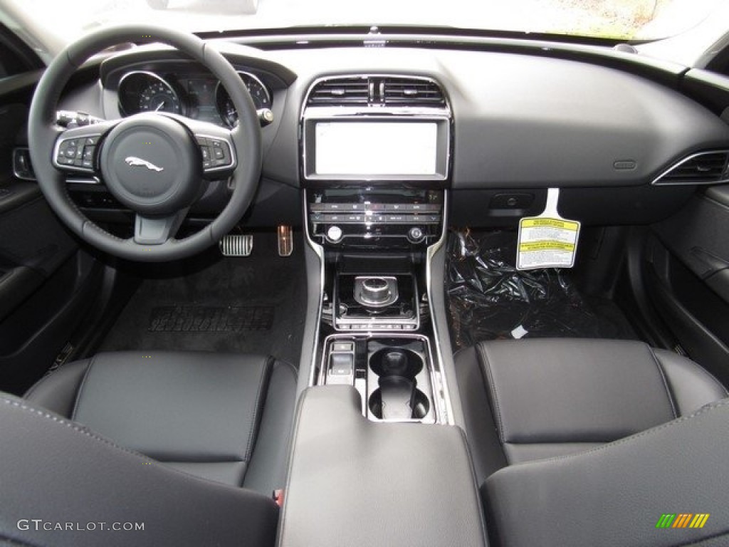 2019 Jaguar XE Premium Sienna Tan Dashboard Photo #130697443