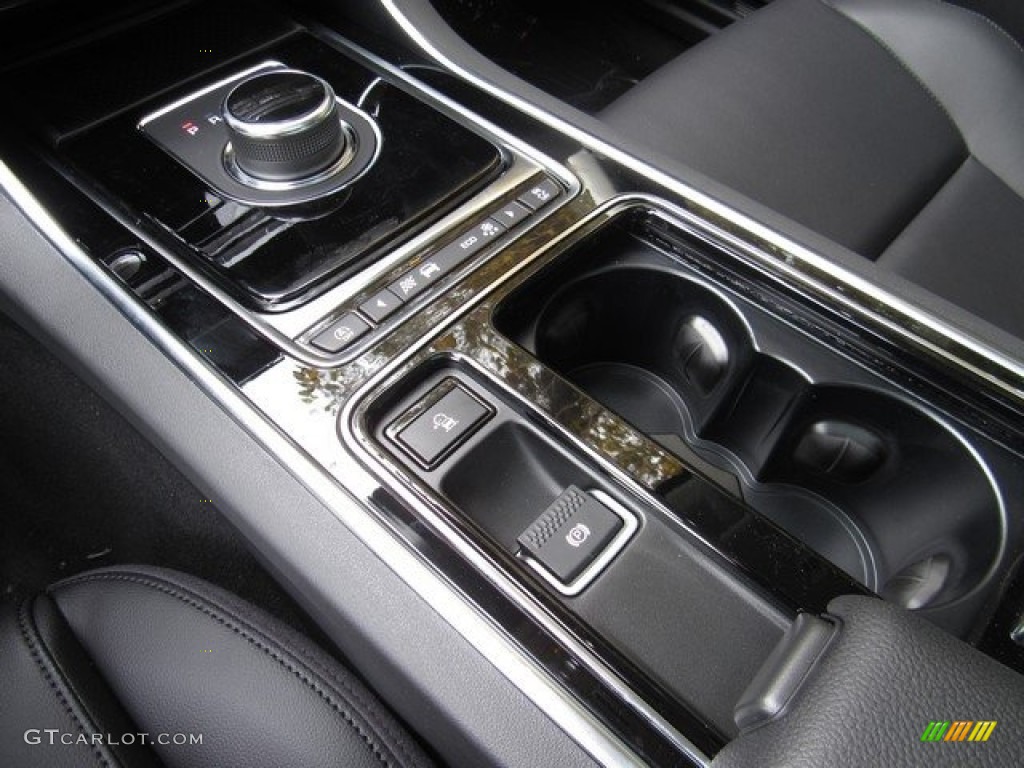 2019 Jaguar XE Premium Transmission Photos