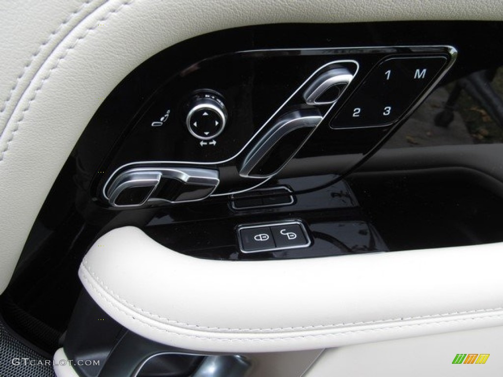 2019 Land Rover Range Rover HSE Controls Photo #130698382