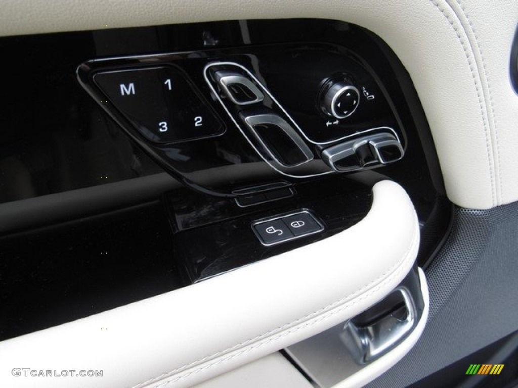 2019 Land Rover Range Rover HSE Controls Photo #130698487