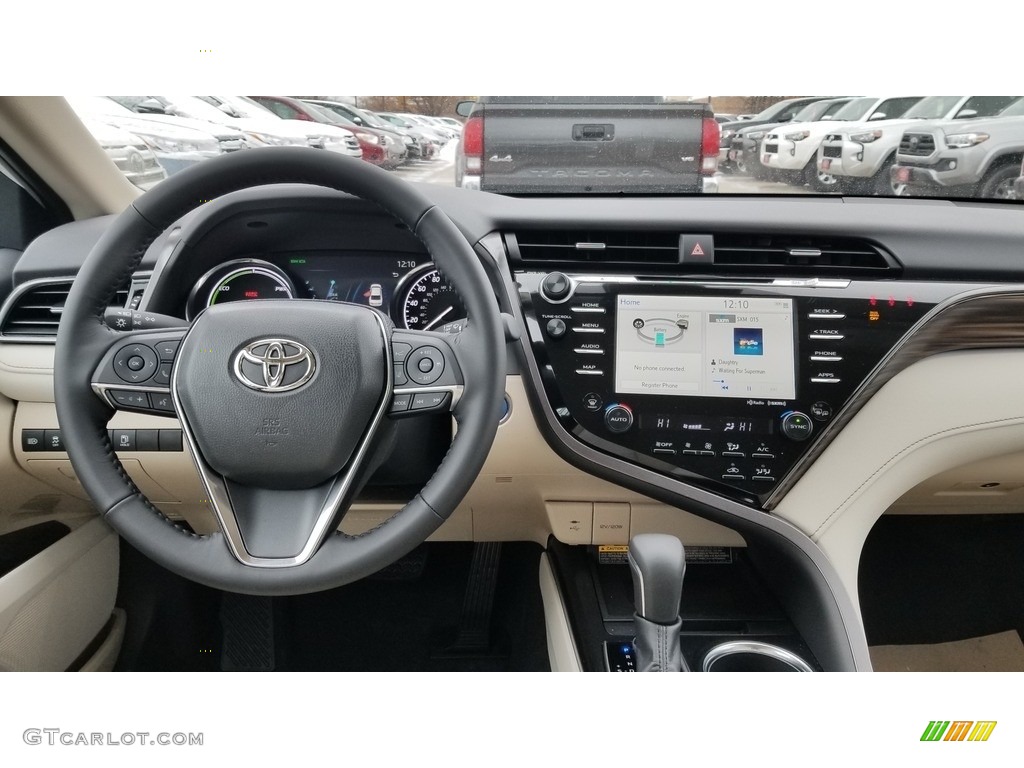 2019 Toyota Camry Hybrid XLE Macadamia Dashboard Photo #130698598