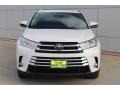 2019 Blizzard Pearl White Toyota Highlander XLE  photo #3