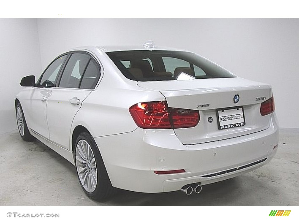 2015 3 Series 328i xDrive Sedan - Mineral White Metallic / Saddle Brown photo #2