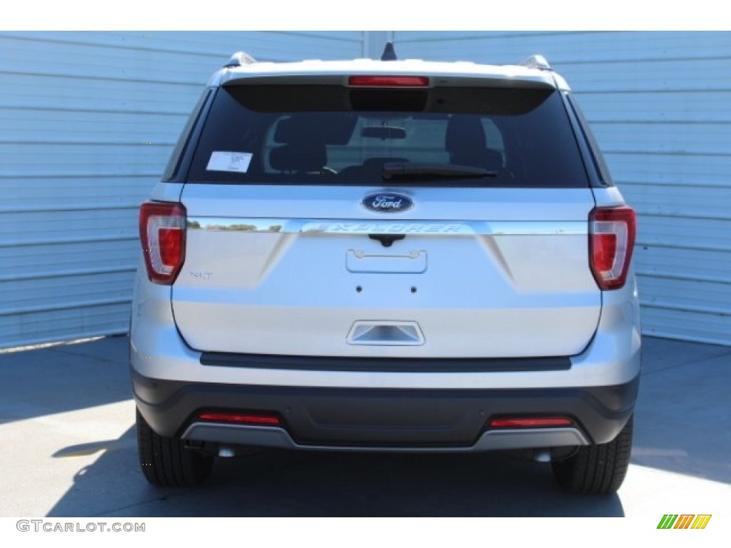 2019 Explorer XLT - Ingot Silver / Medium Black photo #8