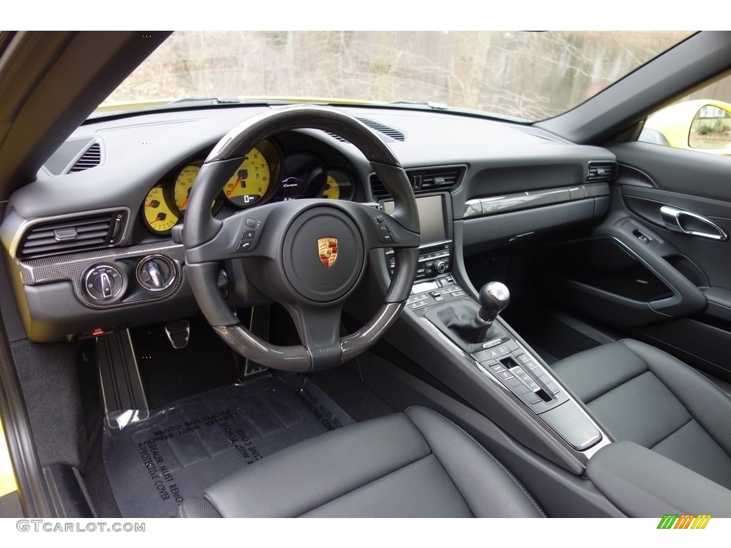 2016 911 Carrera Coupe - Racing Yellow / Black photo #17