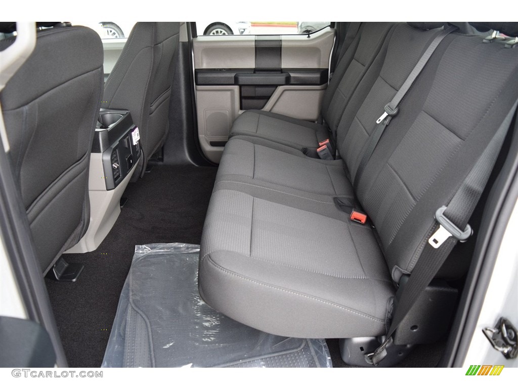 2018 F150 XL SuperCrew - Ingot Silver / Earth Gray photo #23