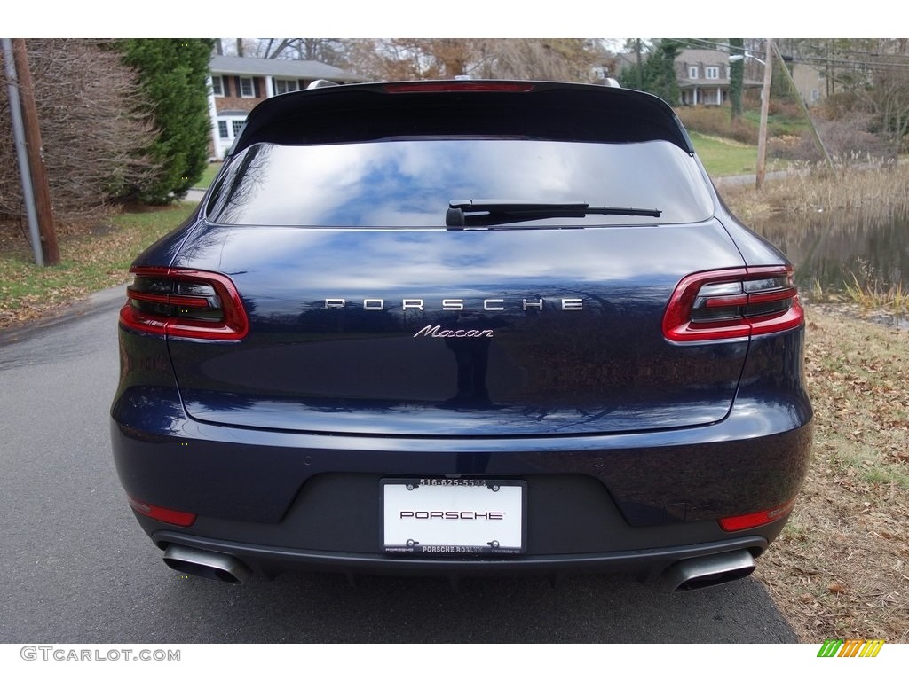 2018 Macan  - Night Blue Metallic / Black/Garnet Red photo #5