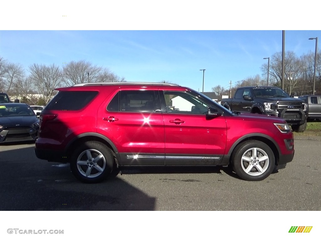 2016 Explorer XLT 4WD - Ruby Red Metallic Tri-Coat / Medium Light Camel photo #8