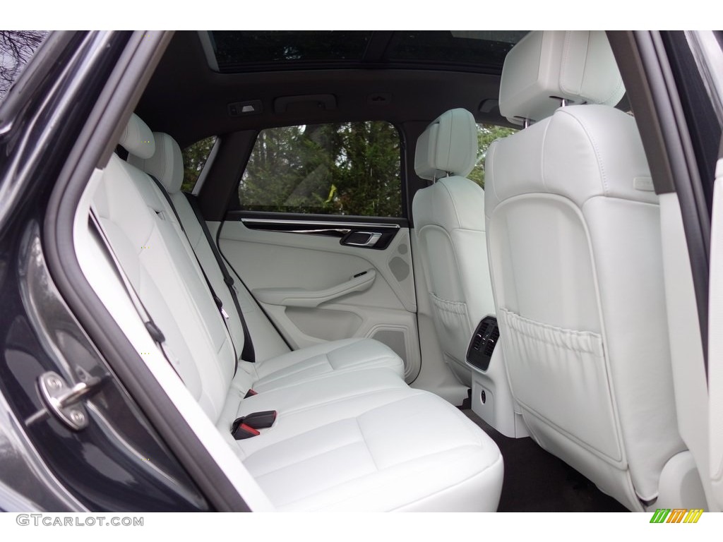 2018 Porsche Macan Standard Macan Model Interior Color Photos