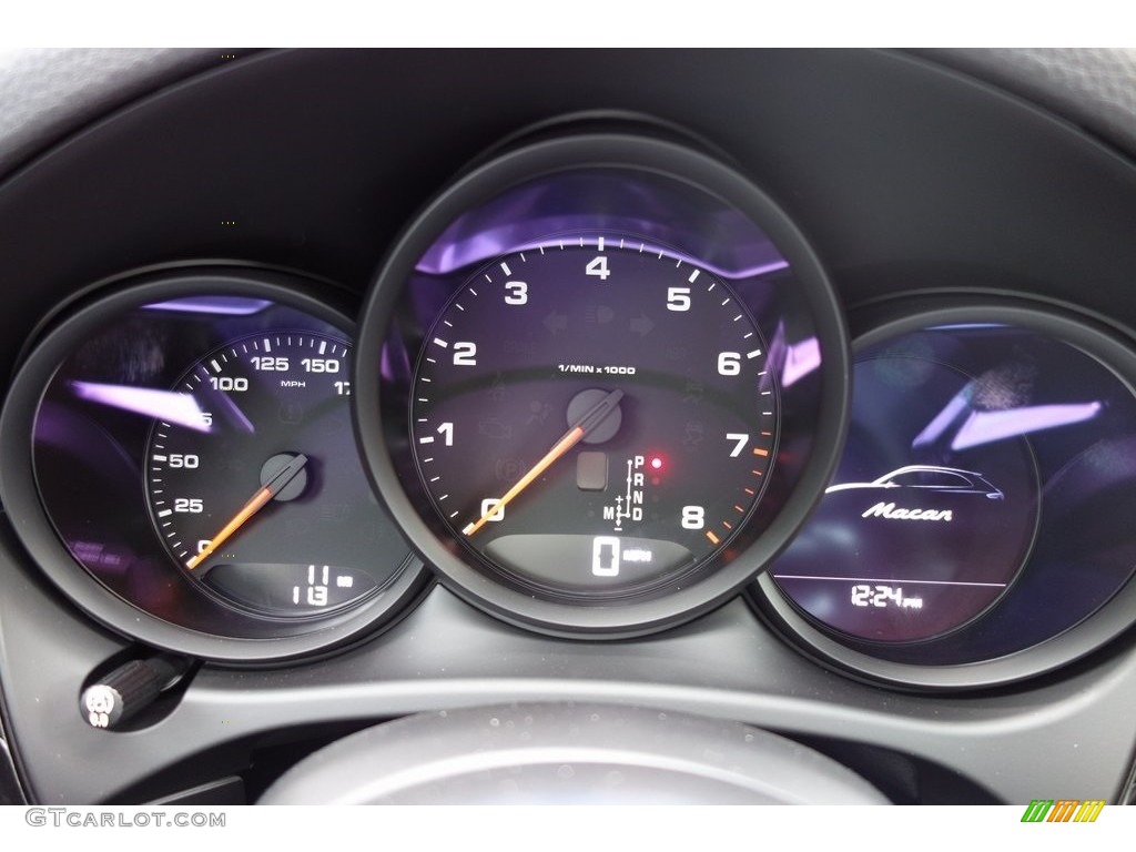 2018 Porsche Macan Sport Edition Gauges Photos