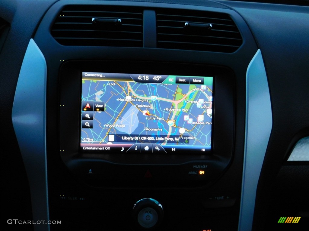 2015 Explorer XLT 4WD - Ingot Silver / Charcoal Black photo #12
