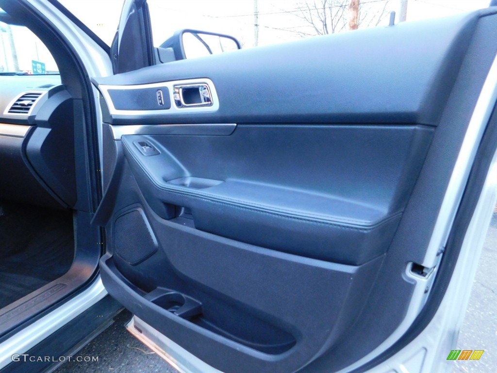 2015 Explorer XLT 4WD - Ingot Silver / Charcoal Black photo #17
