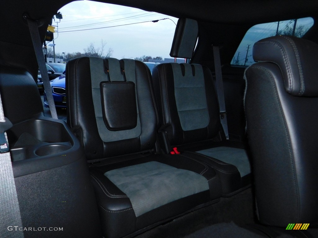 2015 Explorer XLT 4WD - Ingot Silver / Charcoal Black photo #21