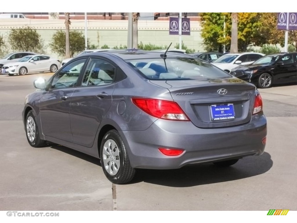 2016 Accent SE Sedan - Triathlon Gray / Gray photo #5