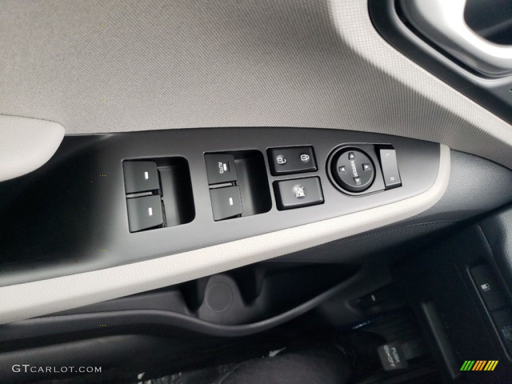 2019 Hyundai Ioniq Hybrid Blue Controls Photo #130716015