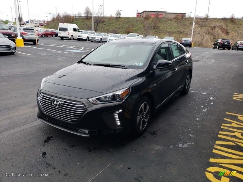 Black Noir Pearl Hyundai Ioniq Hybrid