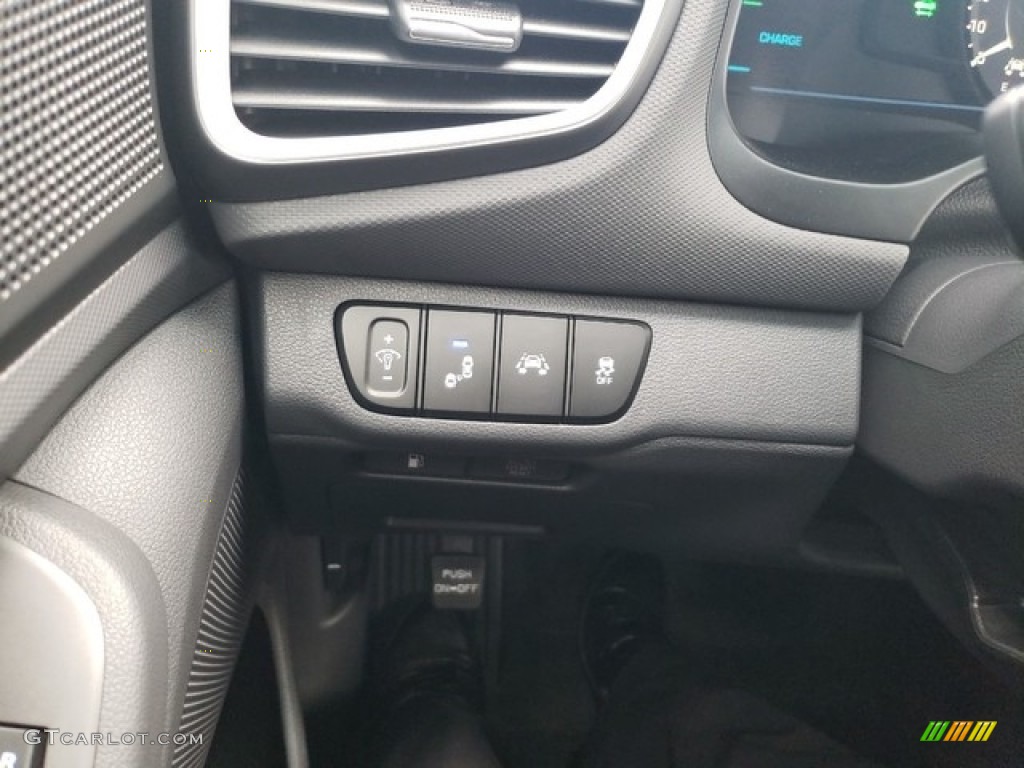 2019 Hyundai Ioniq Hybrid SEL Controls Photo #130716458