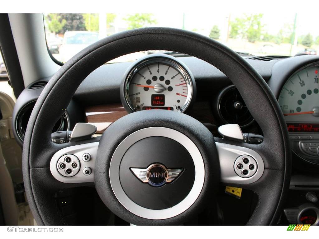 2007 Cooper Hardtop - Pepper White / Carbon Black/Black photo #25