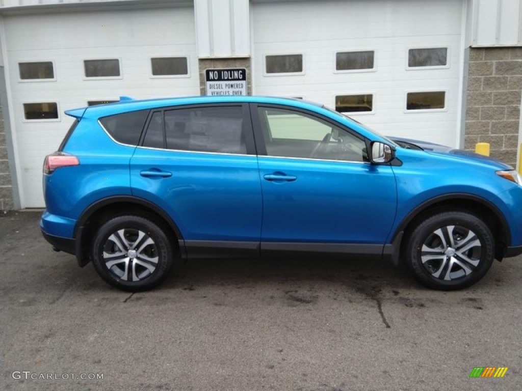 2018 RAV4 LE - Electric Storm Blue / Black photo #2