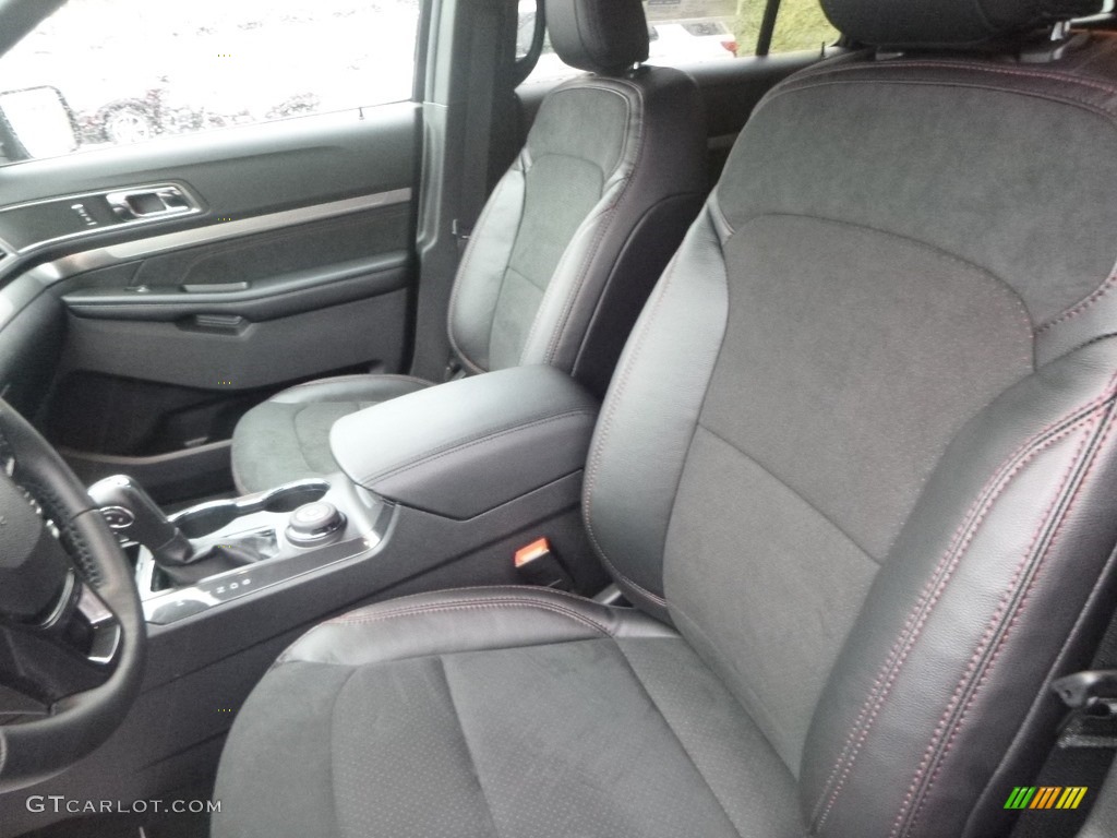 2019 Explorer XLT 4WD - Agate Black / Medium Black photo #12