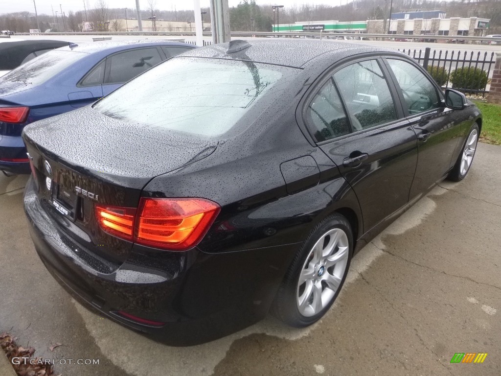 2014 3 Series 320i xDrive Sedan - Black Sapphire Metallic / Black photo #2