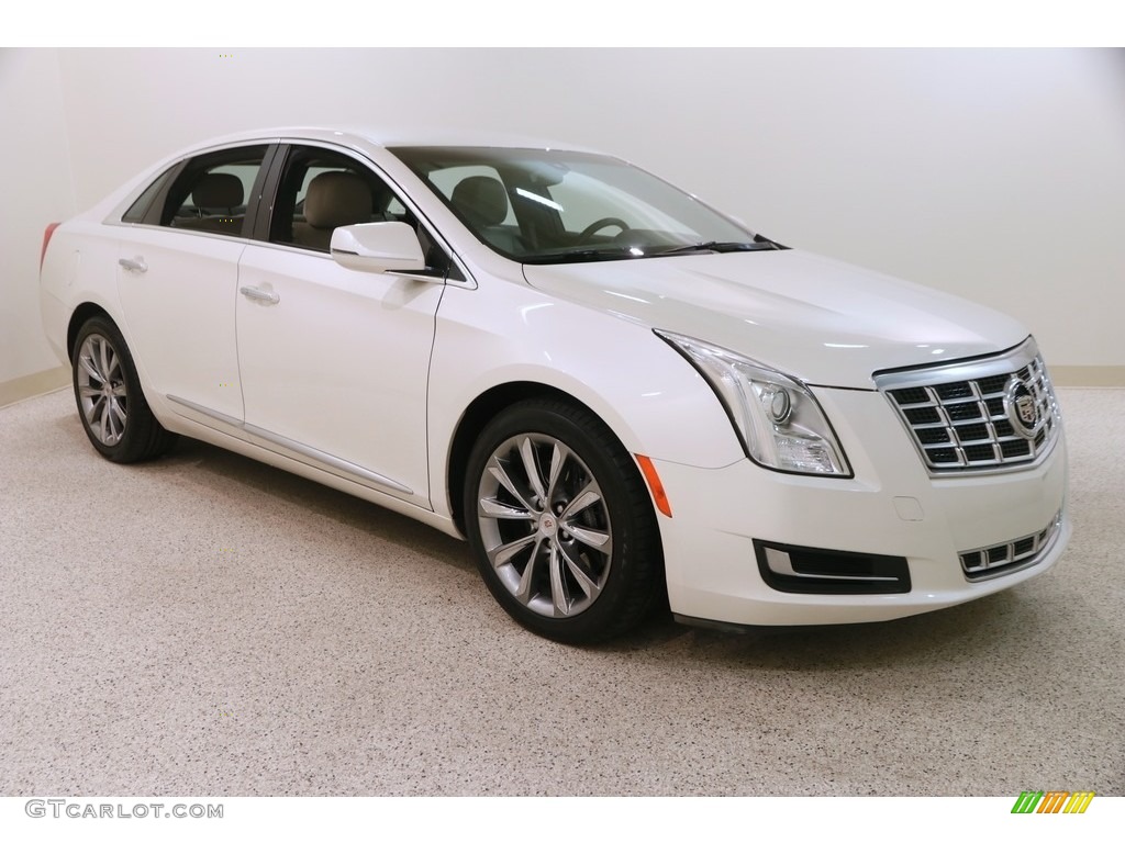2013 XTS FWD - White Diamond Tricoat / Shale/Cocoa photo #1
